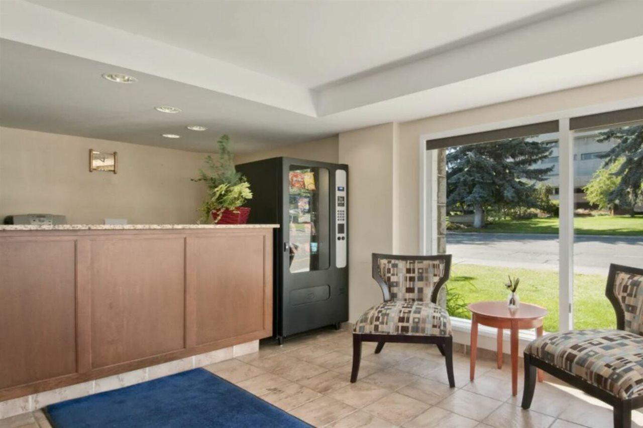 Travelodge By Wyndham Kamloops Esterno foto